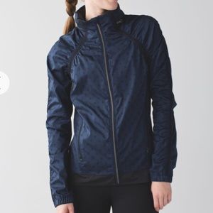 Lululemon Gather and Sprint Jacket